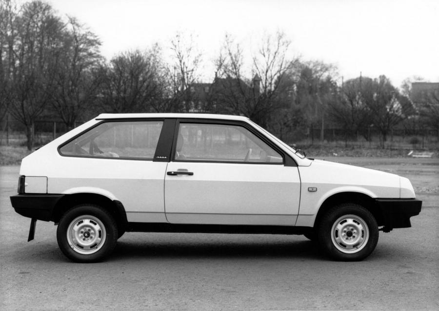  ВАЗ-2108 Спутник 1984 года  (фото 5 из 30)